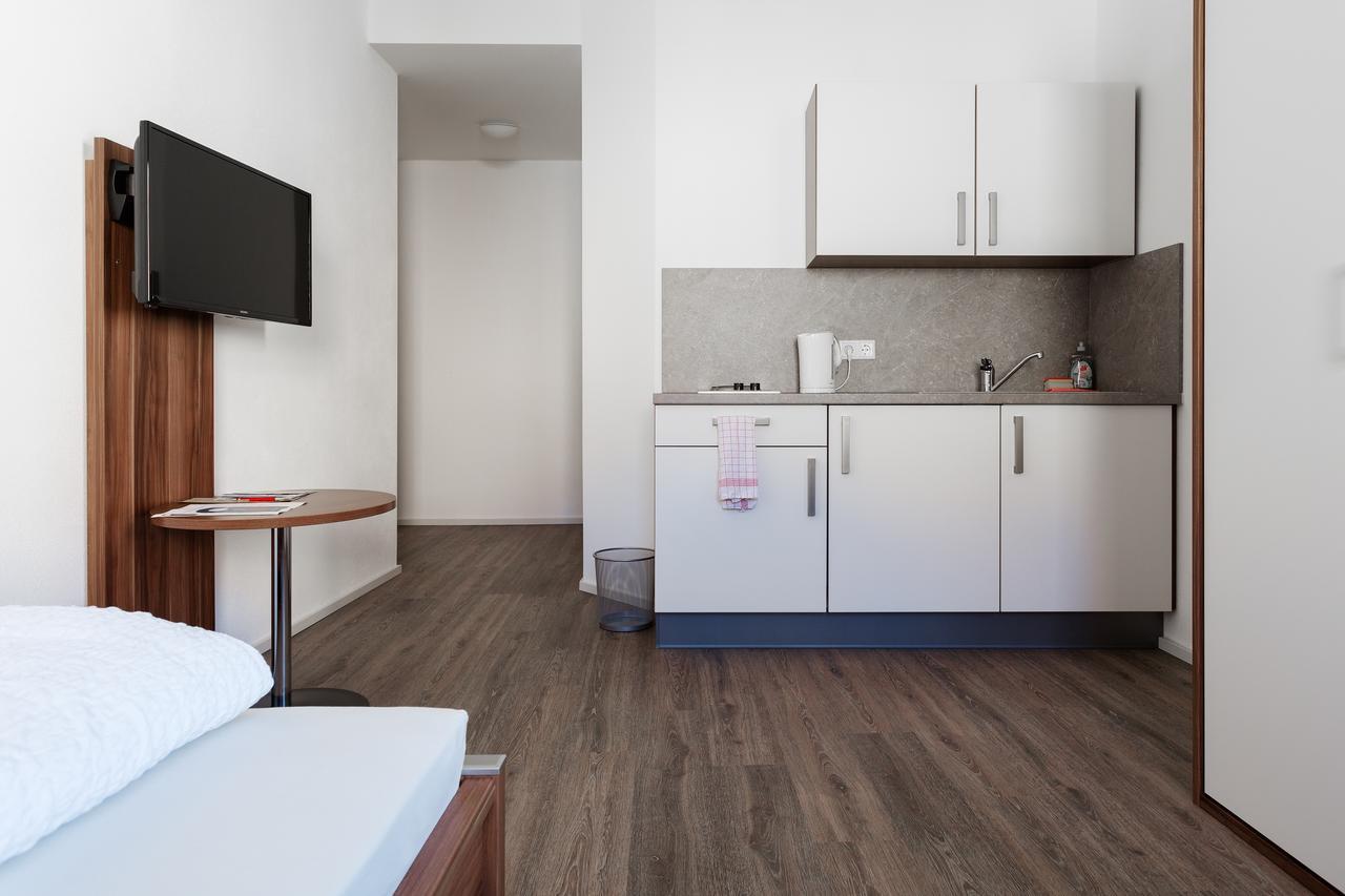 Greenpartment Boardinghouse Neustadt Нойштадт-ан-дер-Донау Экстерьер фото