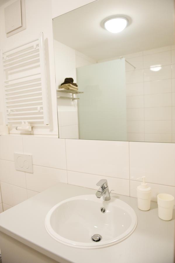 Greenpartment Boardinghouse Neustadt Нойштадт-ан-дер-Донау Экстерьер фото