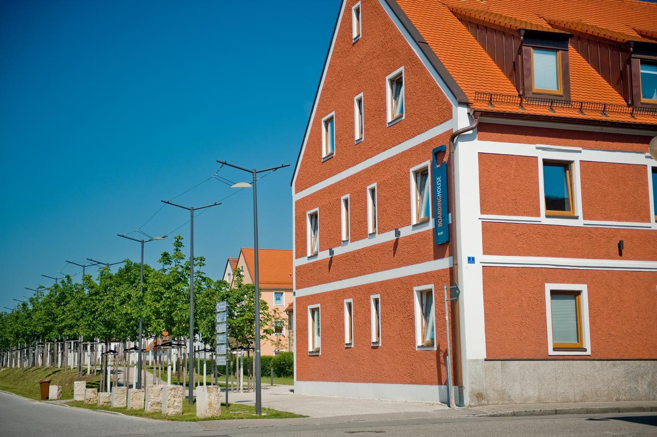 Greenpartment Boardinghouse Neustadt Нойштадт-ан-дер-Донау Экстерьер фото